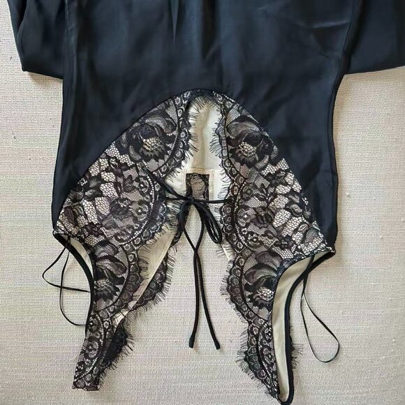 BEST Bardot Hayden Lace Slip Midi Dress Medium/US6 Black Noir Lace - Picture 5 of 9